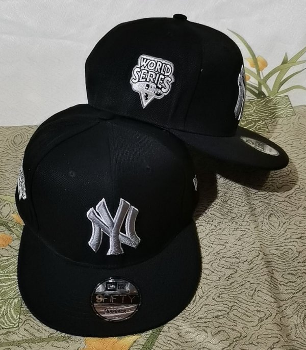 New York Yankees's black cap