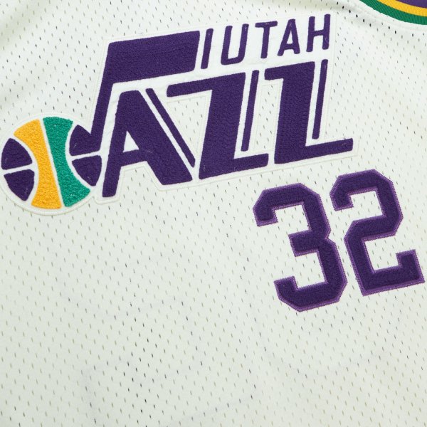 Men's Utah Jazz Karl Malone Mitchell & Ness Cream Chainstitch Swingman Jersey